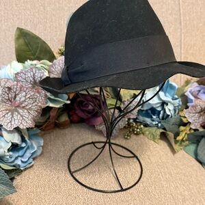 Classic Black Fedora Hat with Grograin Ribbon Trim